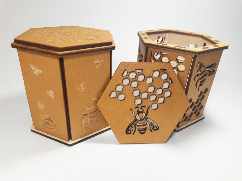 CAJA HEXAGONAL ABEJAS